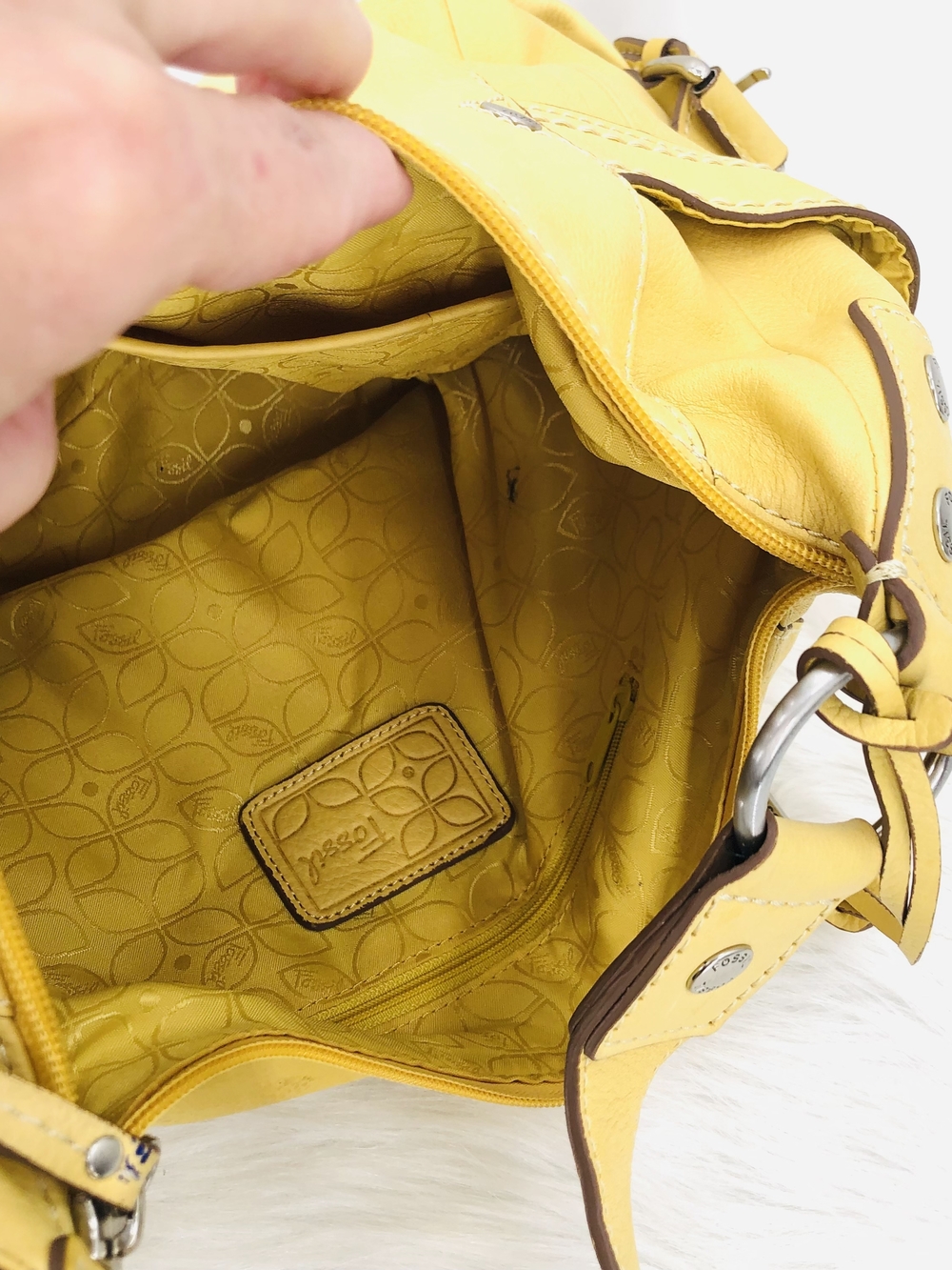 Fossil Yellow Leather Women’s Shoulder Bag - Picture 8 of 9
